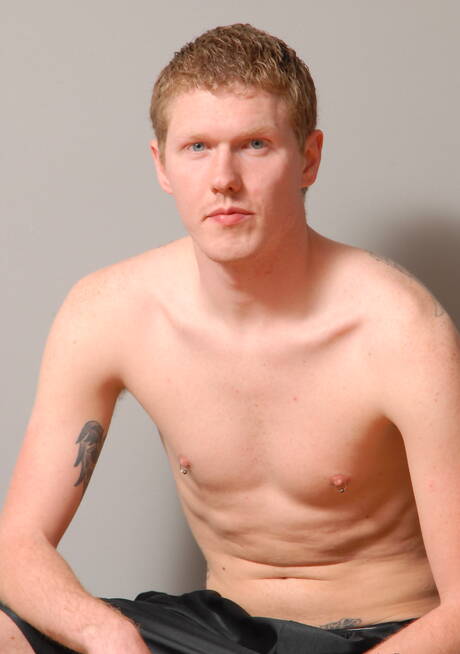 Horny boys Dallas Wood, Intrigue and Ty in threesome interracial fuck action