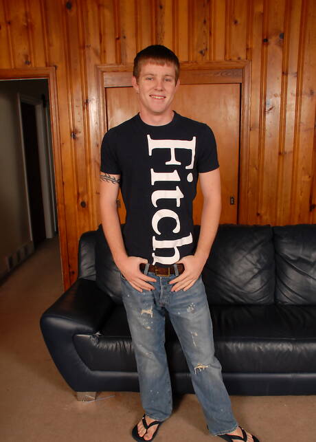 Beautiful guy Landon Haynes and sexy dude Trapboyy have a hot interracial sex