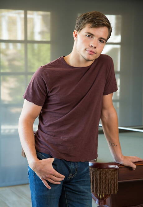 Gay in Jeans Pics