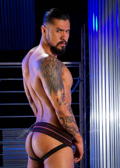 American well-built Boomer Banks and spanish otter Dario Beck in hot homosexual scene