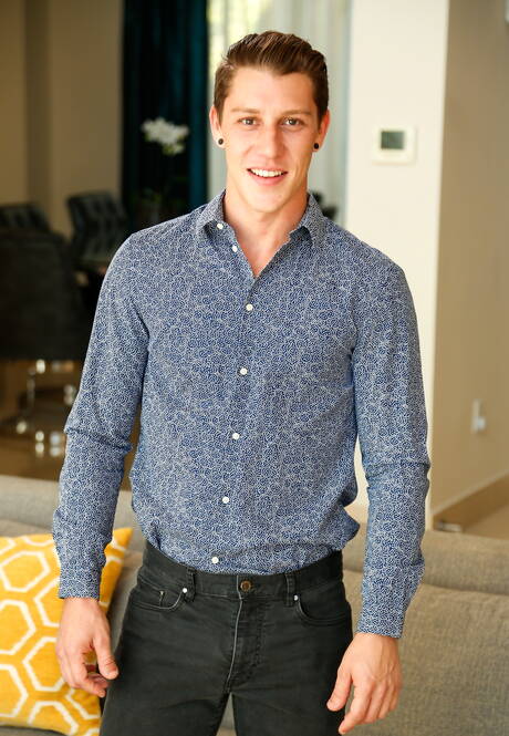 Nice american buddies muscular Paul Canon and stud Ian Greene in hot ass fuck action