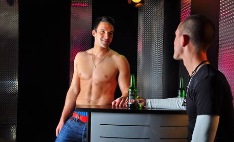 Canadian tough guy Trystan Bull and pretty boy Dylan Cross in cock sucking scene