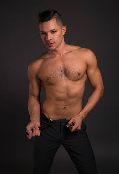 Nice american boys superstud Ethan Slade and husky guy Wolf Hudson posing nude and showing ass