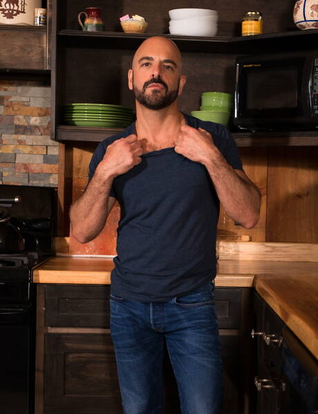 Gay Sex in Kitchen Pics