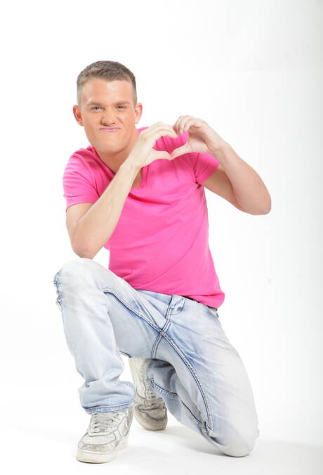 Hot americans, hunk Brandon Wilde and tough guy Trenton Ducati get naked and showing tight ass