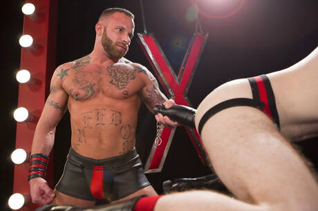 Pretty american boys beefcake Derek Parker and hairy stud Seamus Oreilly have a good sex with fisting