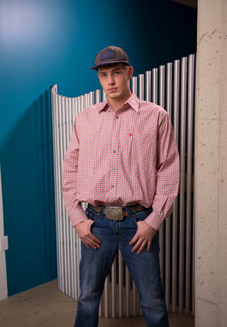 Young Gay Pics