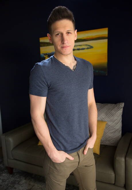 Nice american guys hunk Dalton Riley and stud Elye Black in hard anal sex