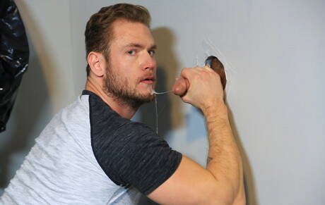 Gay Gloryhole Pics