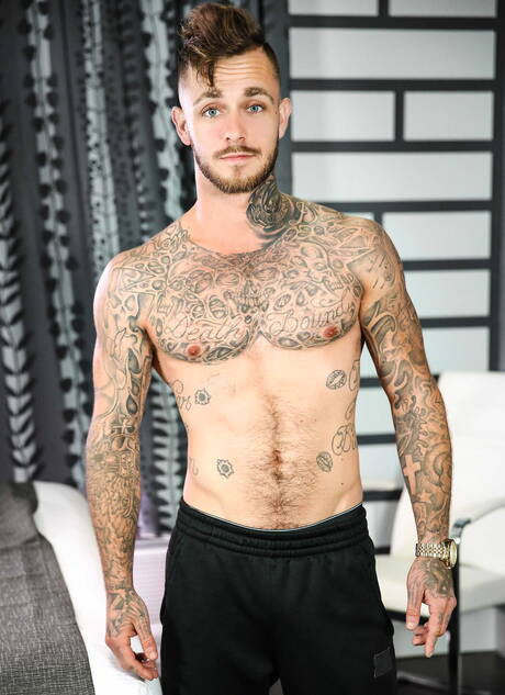 Nice american boys husky guy Paul Canon and beefy Brian Michaels love each other