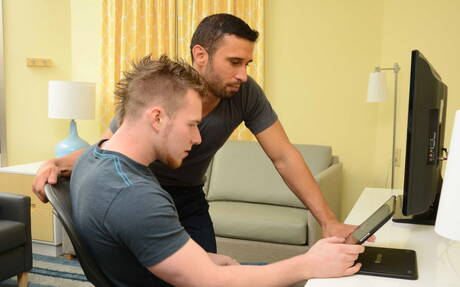 Hot boysOwen Michaels, Diego Vena and Jake Matthews in hot 3some ass fuck action