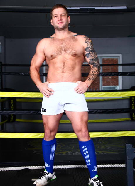 Shameless guys Colby Jansen, Woody Fox and Dan Broughton have a hot threesome sex