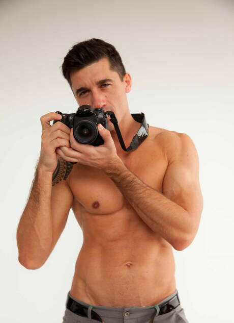 German beefcake Jessy Ares and slovak beefcake Jay Roberts in hot homosexual scene