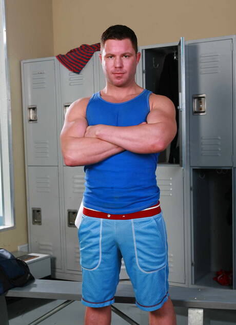 Hot american boys stud Tom Faulk and tough guy Travis James fuck ass after sucking cock