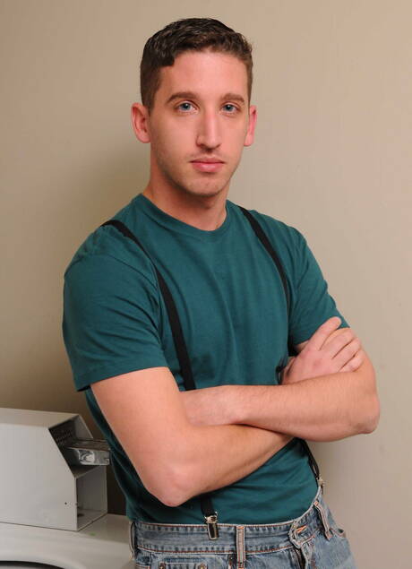 American hairy bear Tony Paradise and tough guy Tony Hunter fuck ass after sucking