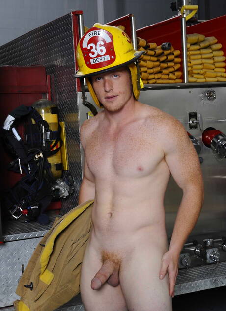 Rocco, Colby Jansen, Landon, Andrew Stark, Charlie have a good groupsex outdoor