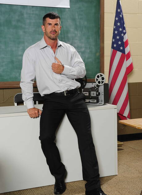 Nice american boys well-built Bryce Star and beefy Adam Killian have a good sex