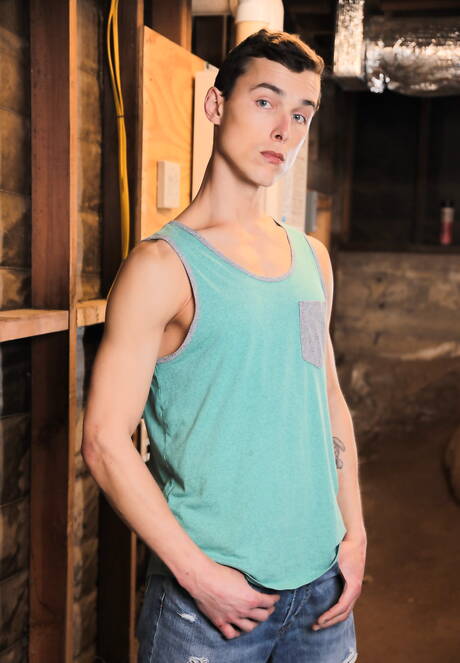 American pornstars otter Donte Thick and stud Hoss Kado have anal sex