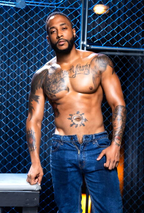 Sexy americans, hairy bear Donnie Argento and stud Jaxx Maxim in interracial bang