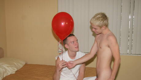 Gay Twink Pics
