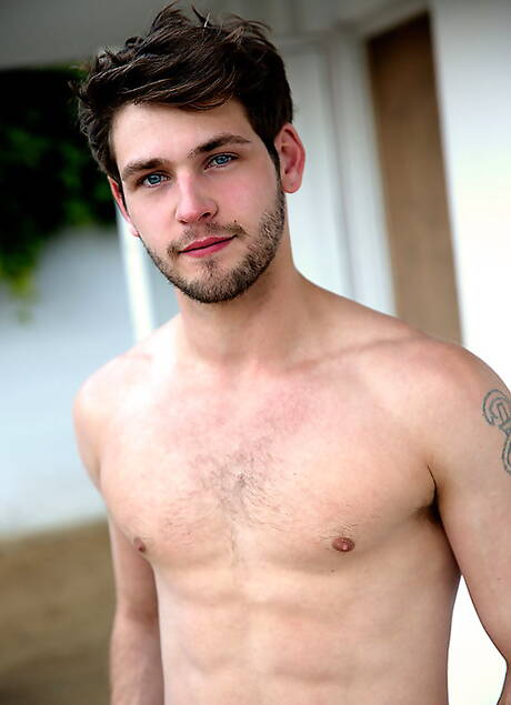 Sexy buddies Colby Keller, Duncan Black and Justin Matthews have a good threesome sex outside