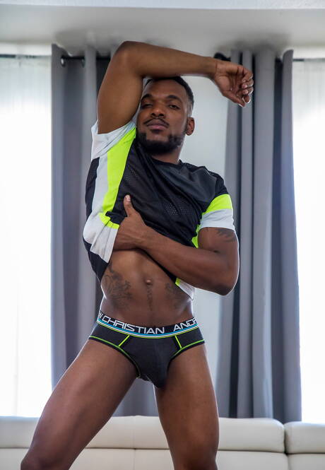 Hot buddies Armond Rizzo, Aaron Reese and Mr. Cali in threesome fuck scene