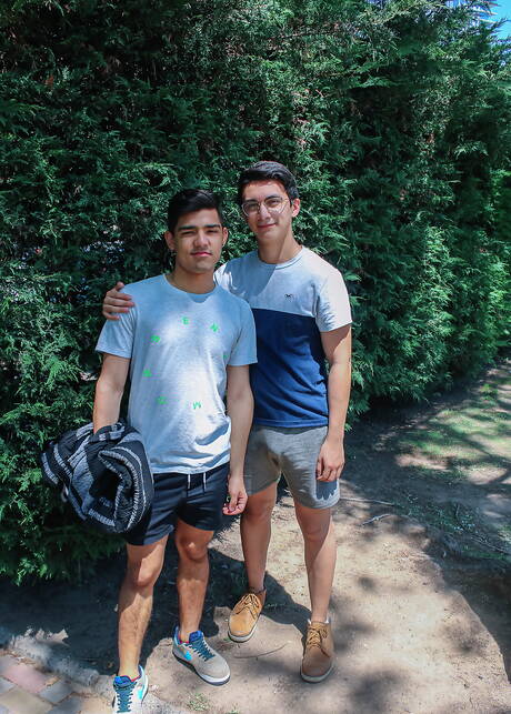 Latin hot twink Vincent Landi and latin young dude Felix Harris love each other outside