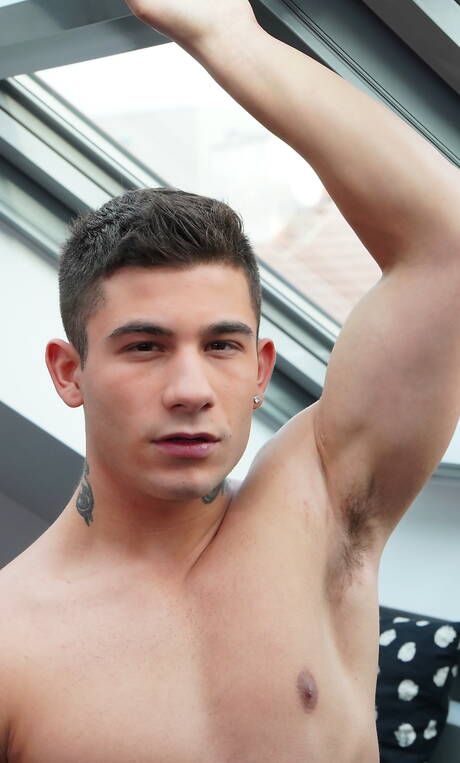 Gay Posing Pics