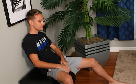 Latino hunk Bentley Layne and american young Jacob Jax in dick sucking scene