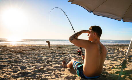 Pretty american boys hunk Jj Knight and well-built Nic Sahara have anal sex on the beach