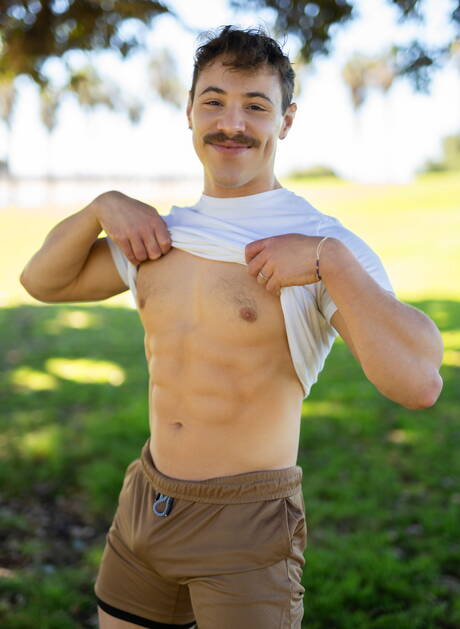 Famous americans, bodybuilder Kyle Fletcher and strong bull Caden Jackson fuck ass after sucking dick outdoor