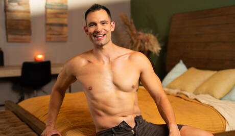 Tough guy Lan and beefy Holden sucking and fucking each other