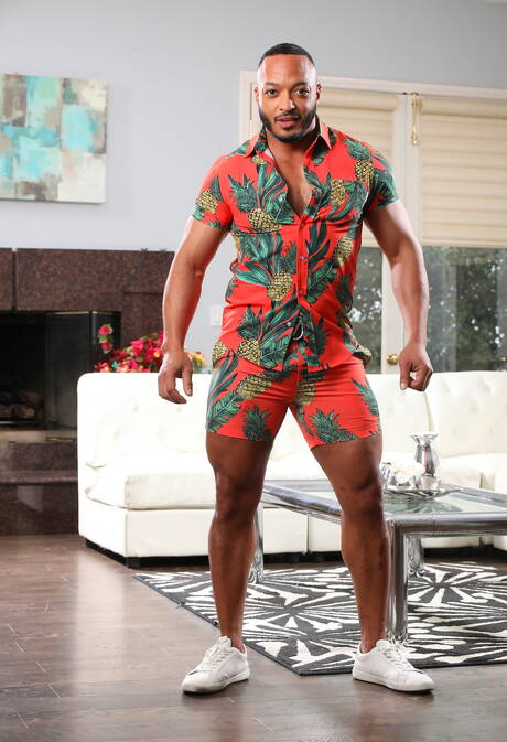 Sexy friends Dillon Diaz, Cesar Xes and Opal Stardust have a hot threesome bi sex