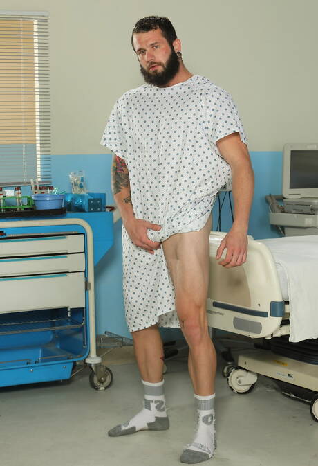 Sexy Johnny Hill, Lisey Sweet and Dillon Diaz in bisexual fuck