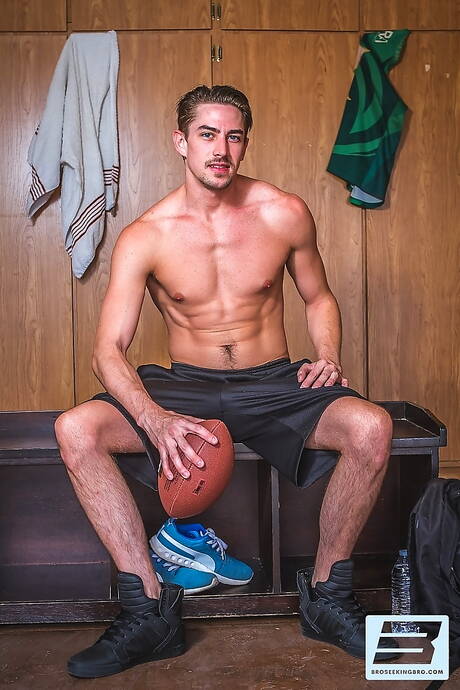 American stars stud Jack Hunter and superstud Matt Hart drilling an ass