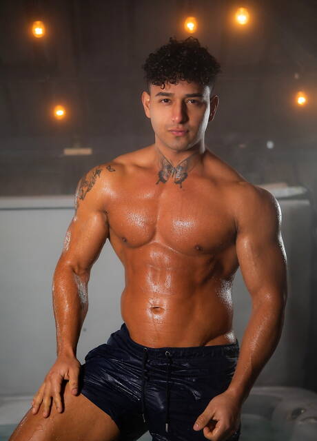 Canadian bull Kenzo Alvarez and canadian bull Alexy Tyler have a good anal sex at pool