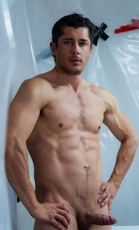 French hairy stud Olivier Robert and american beefcake Rocky Vallarta in bondage session