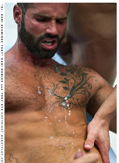 Hunk Dani Robles and beefy Tony Gys have a good sex