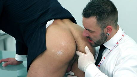 Hot americans, gorgeous guy Bruno Knight and hot boy Kyle King in hot homosexual scene