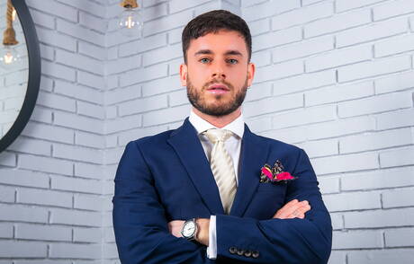 Tough guy Bruno Max and beefy Manuel Reyes have a hot couple sex