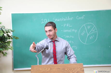 Latin beefcake Luke Hass and american stud Marc Dylan in hot homosexual action