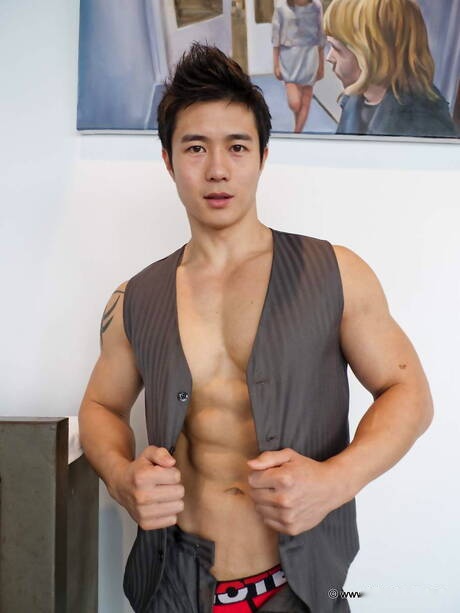 Gay Undressing Pics
