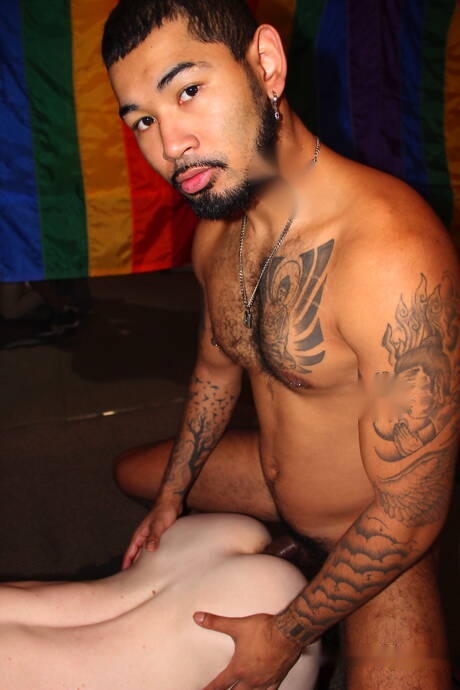 American stars bull Jesse Stone and beefcake Jon Darra posing naked