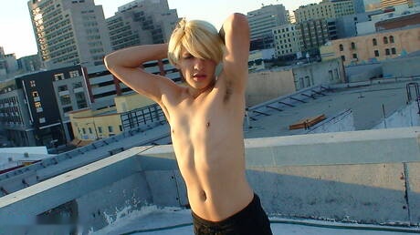 Blonde Gay Pics