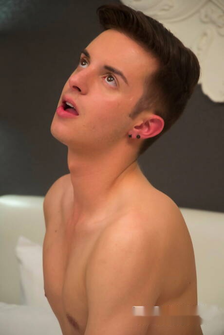 American strongman Dominic Pacifico and beautiful boy Joey Trydent make a love