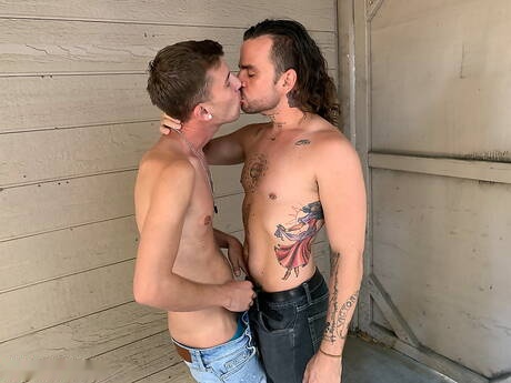 Beefcake Lukas Cipriani and strongman Drew Baldwin in blowjob scene