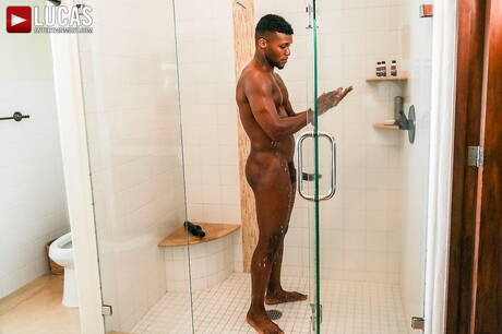 Sexy boys Andre Donovan, Drew Dixon and Ethan Chase in hot interracial threesome ass fuck in bath