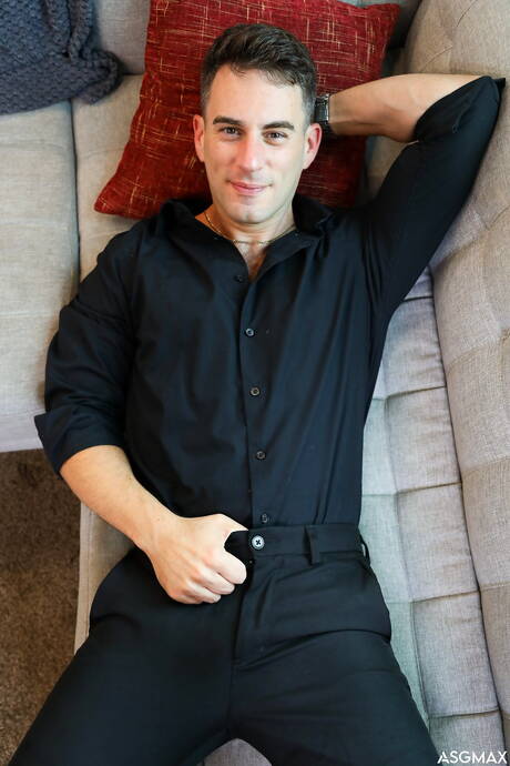 Sexy Masyn Thorne, Ryder Owens and Liam Hunt have a hot threesome sex