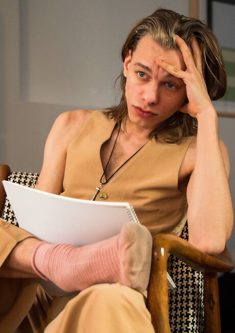 American superstud Ari Avanti and canadian young Leo Louis have a good sex