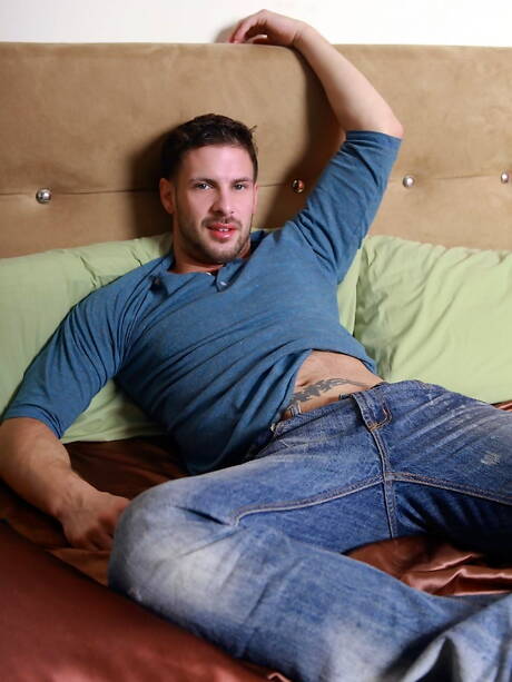 Famous americans, sexy stud Dominic Brown and attractive boy Max London make a love outside